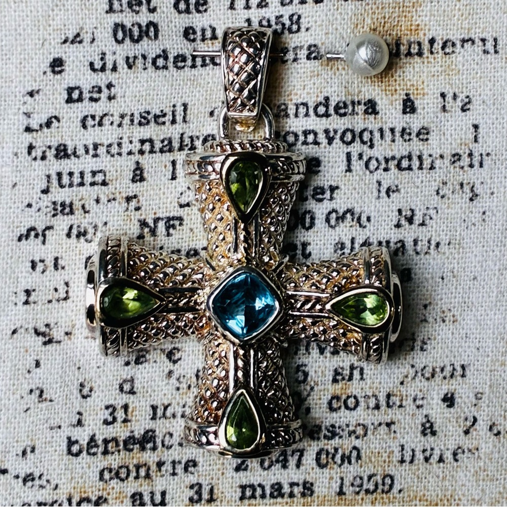Judith Ripka Sterling Silver Cross Enhancer Aquamarine & Peridot Gemstones - Picture 4 of 14